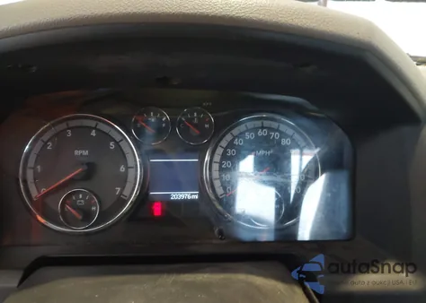 2010 Dodge Ram 1500 Slt/Sport/Trx z USA, uszkodzony, nr VIN 1D7RV1CT3AS239204